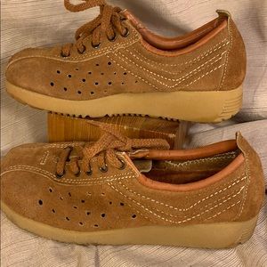 Town & Country leather lace up platforms worn once 2